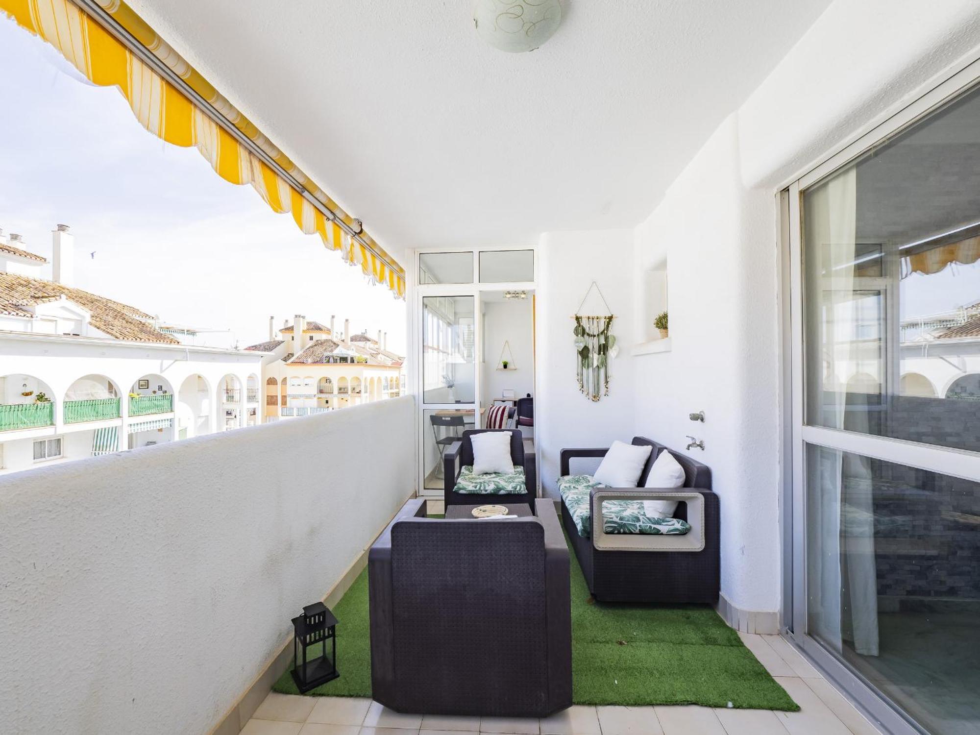 Cubo's De Lacroix & Pool Apartment *